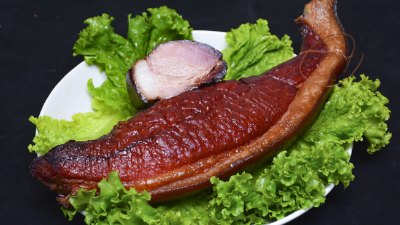 臘肉風(fēng)味掌控盡在青島大廚四寶
